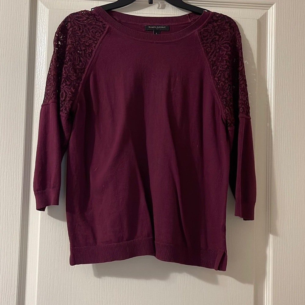 Banana republic sweater size small like brand new barely worn